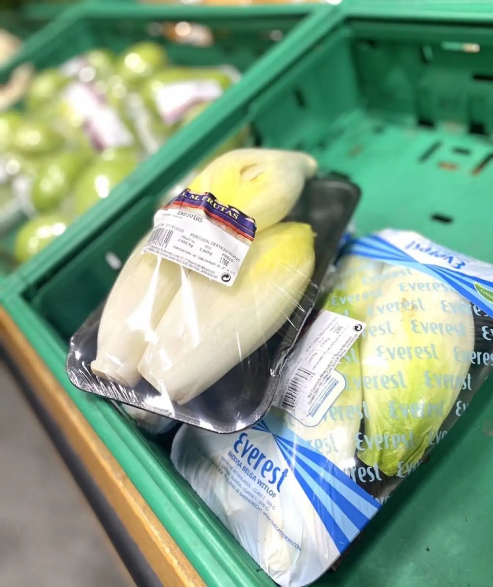 public-1764623090 Endívia 500g - Image 1