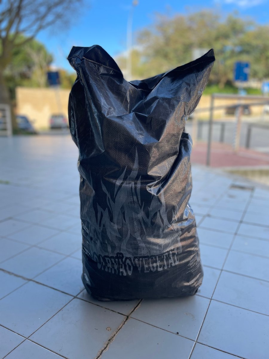 public-1764623940 Carvão Cubano Marabú 14kg - Image 1