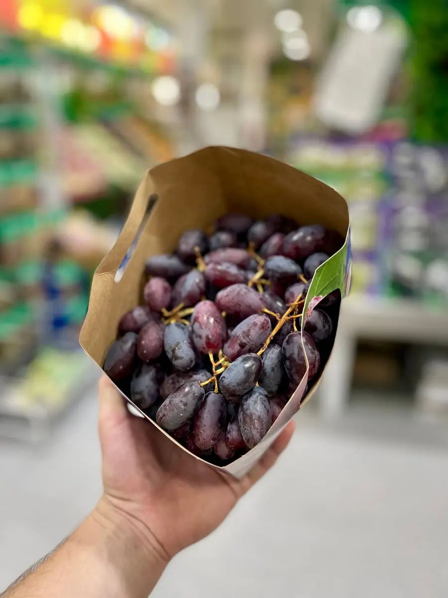 tgoo-img-699e1987dd5ab0.48866835 Uva preta sem grainha - Image 1