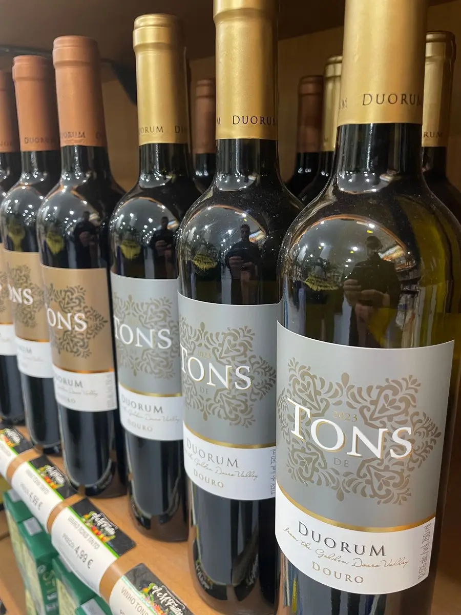 tgoo-img-699e19b16b3b48.30902616 Vinho Tons Branco - Image 1